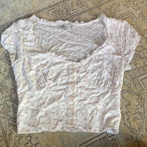Hollister floral puff sleeve crop top